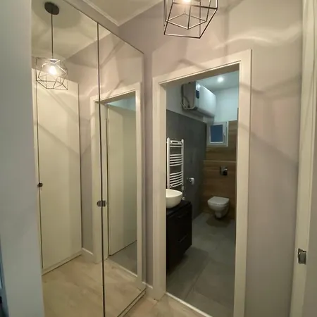 Greyblack Styles Apartment *