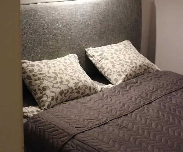 شقة Greyblack Styles *